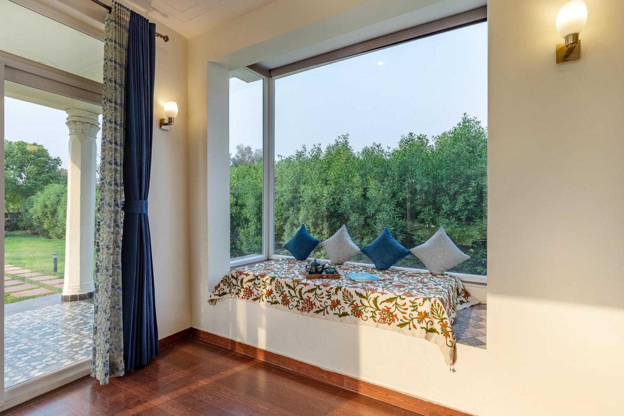 Alaya Stays Raga 2Bhk Farmstay With An Entertainment Lounge Sohna Extérieur photo