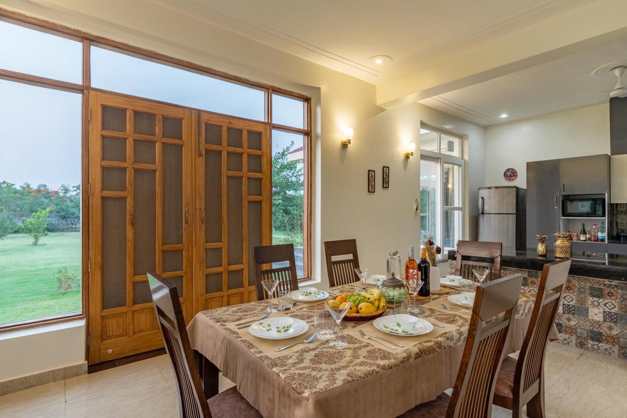 Alaya Stays Raga 2Bhk Farmstay With An Entertainment Lounge Sohna Extérieur photo
